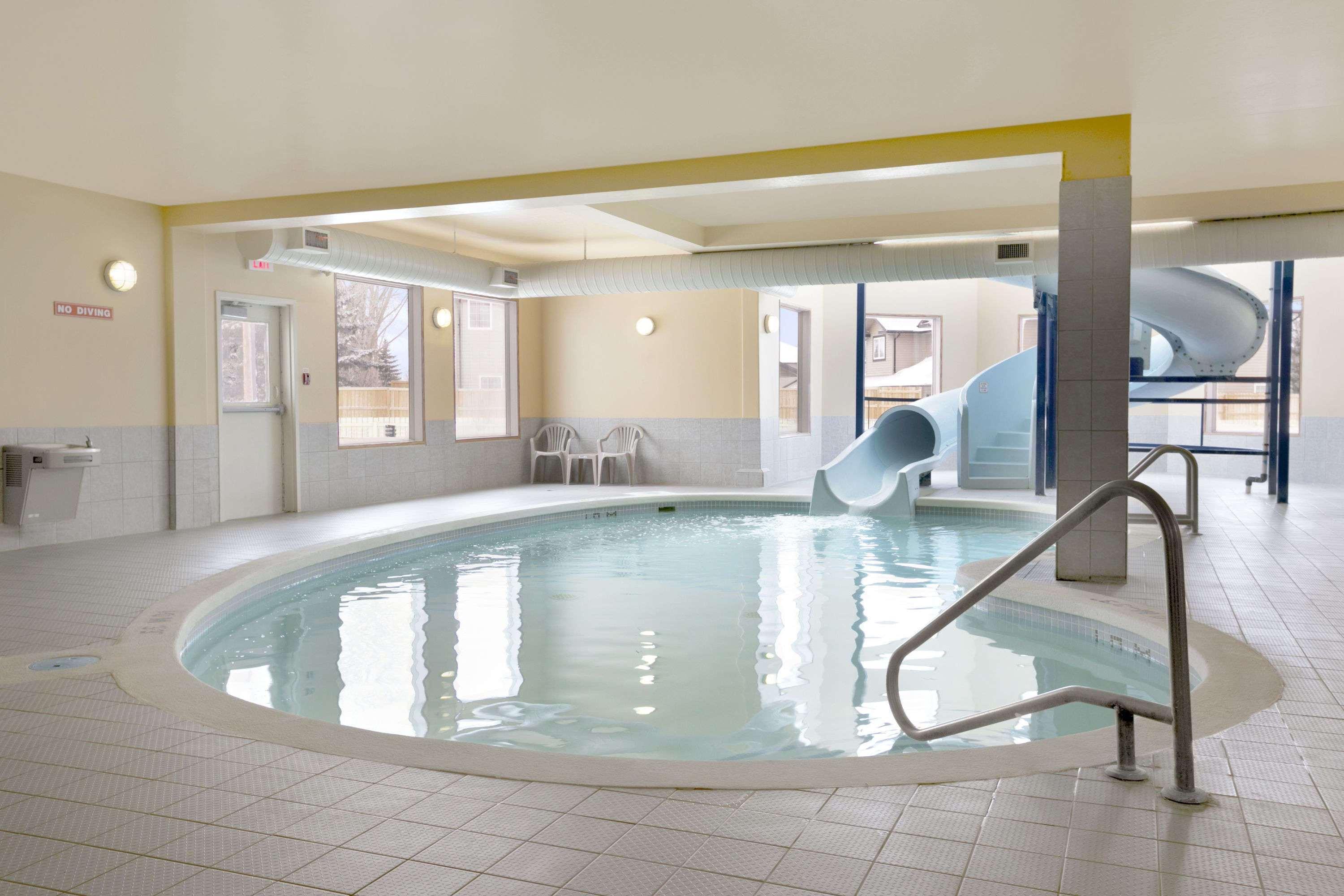 Days Inn By Wyndham Moose Jaw Buitenkant foto